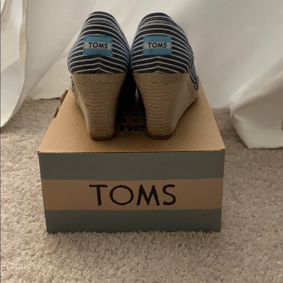 Toms PeepToe Espadrille Wedges - Picture 3 of 7